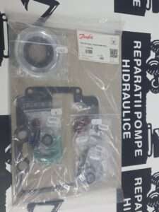 COMANDA ACUM HIDROMOTOR 114-1141-006 CHAR-LYNN / DANFOSS 114-1141-006 CHAR-LYNN
PRODUSE :
DANFOSS / MERLO
Tel 0731704294
www.reparatiipompehidraulice.ro
POMPE HIDRAULICE
HIDROMOTOARE
SERVODIRECTII
ETANSARI
PIESE DE SCHIMB
150N0163 OSPC 80 ON
151G0004 OMM12
151G0005 OMM20
151G0006 OMM32
151G0013 OMM50
151G0041 OMM8
AX POMPA DANFOSS 052353 MERLO
CHAR-LYNN 114-1141-006 DANFOSS
BOBINA 322122 DANFOSS
4510017 KIT DE ETANSARE DANFOSS
518818 DANFOSS
520971 DANFOSS
055426 MERLO
MERLO 521230 DANFOSS
90080000121 DANFOSS
11025822 BLOC CILINDRUU DANFOSS
90R075 90L075
11103473 DANFOSS
11106334 DANFOSS
11106335 DANFOSS
11178086 DANFOSS 11003521
H1P069 H1P078
149053 MERLO
157B4997 DANFOSS PVE32
4510299 DANFOSS
5000702 DANFOSS
9008000-0121 DANFOSS MPV46
8100480 DANFOSS POMPA DE UMPLERE
90PV075
JCB 20/208302 DANFOSS PROPORTIONAL
TM 61602 DANFOSS
HIDROMOTOARE DANFOSS PENTRU MERLO
Merlo 035963
635963 MERLO
DANFOSS 508378
MERLO 068594
MERLO 042945
0197001M MERLO 101874
069395 MERLO
098326 MERLO
024516 MERLO
037222 merlo
068594 MERLO
POMPE HIDRAULICE DANFOSS PENTRU MERLO
055247 DANFOSS
046640 MERLO
035700KX MERLO
520971 DANFOSS
055426 MERLO
03580300 MERLO 051377
11037304 MERLO
028880 MERLO
062494 MERLO
088163 MERLO
091344 MERLO
098738 MERLO
03580905 MERLO 066662
650900DX MERLO 065468 MERLO 65100800
032880 MERLO A4VG71
043893 MERLO A4VG71
0357004R MERLO
03580900 MERLO 051203
046915 MERLO
101219 MERLO
R902431154 MERLO
R910970014 MERLO REXROTH
069394 MERLO A4VG56
095925 MERLO A4VG65
046916 MERLO
048465 MERLO
049615 MERLO
057365 MERLO
062492 MERLO
062493 MERLO
046916 MERLO
071091 MERLO
072951 MERLO
087991 MERLO
092534 MERLO
POMPA DE FRANA MERLO
060472 MERLO
BUTELIE AZOT .
053052 MERLO
SIMERING AX POMPA MERLO 030509
SIMERING 60X75X8
SIMERING 70X90X10
030599 MERLO
